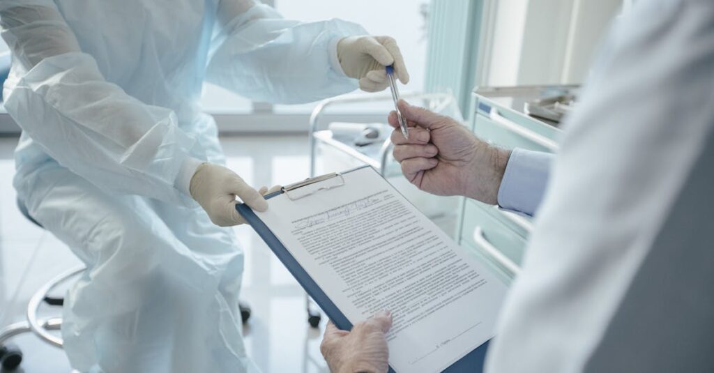 découvrez nos solutions d'assurance santé adaptées à vos besoins. protégez-vous et votre famille avec des couvertures complètes, un accès facile aux soins et des services personnalisés. assurez votre bien-être et celui de vos proches dès aujourd'hui.